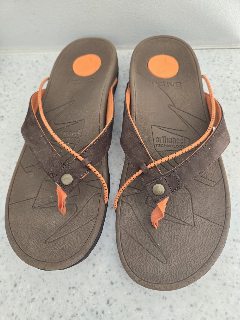 Vionic Brown and Orange Women's Orthotic Flip Sandals